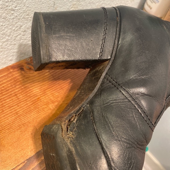 Acne Studios Leather Booties - Picture 3 of 7